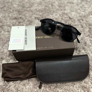 GIORGIO ARMANI Sunglasses